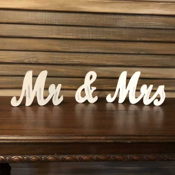 Mr. & Mrs. Sign